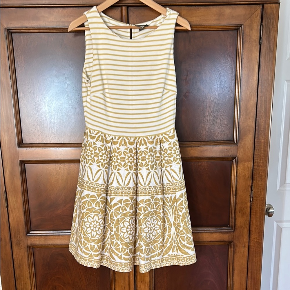 Striped and Patterned Sleeveless Dress very nice quality